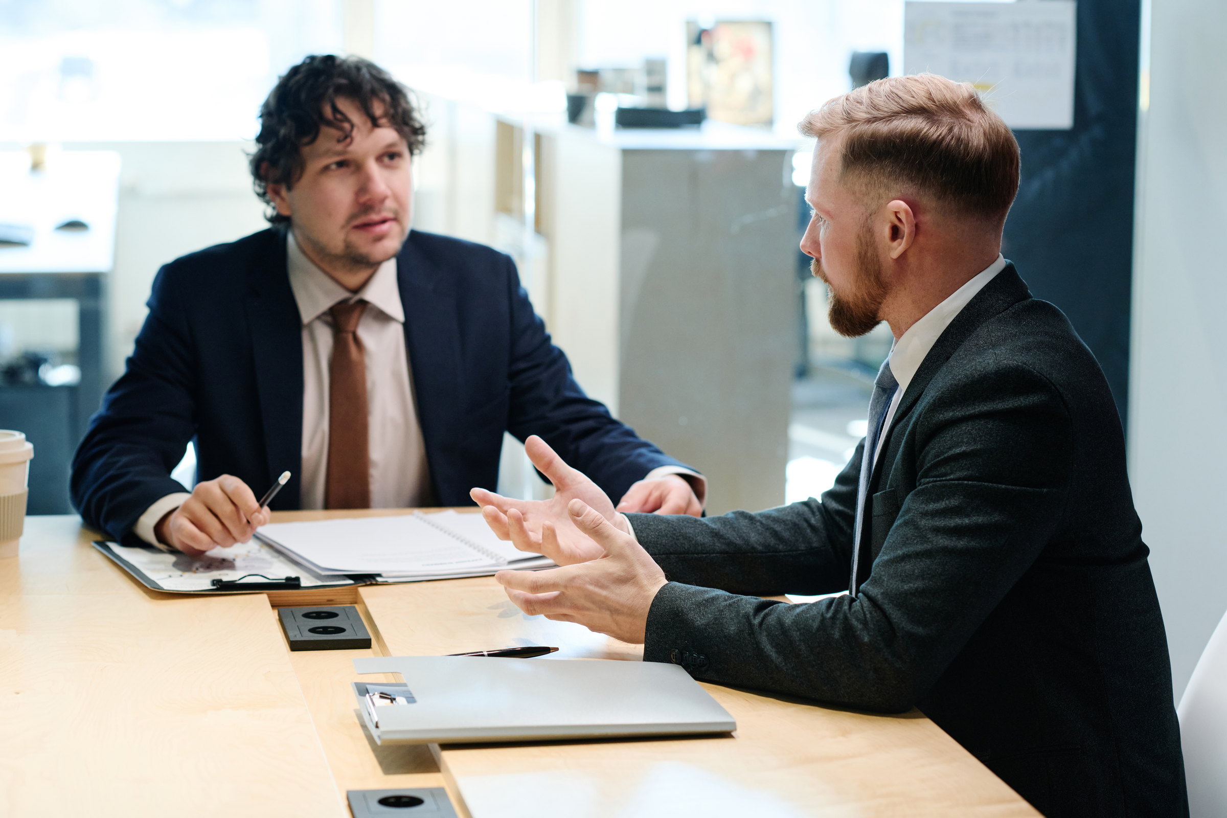 One-to-one advisory meeting with an employer